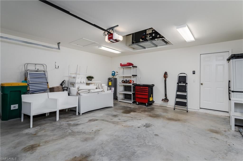 6658 Castlelawn Pl, Unit 9, Naples, FL 34113 Photo