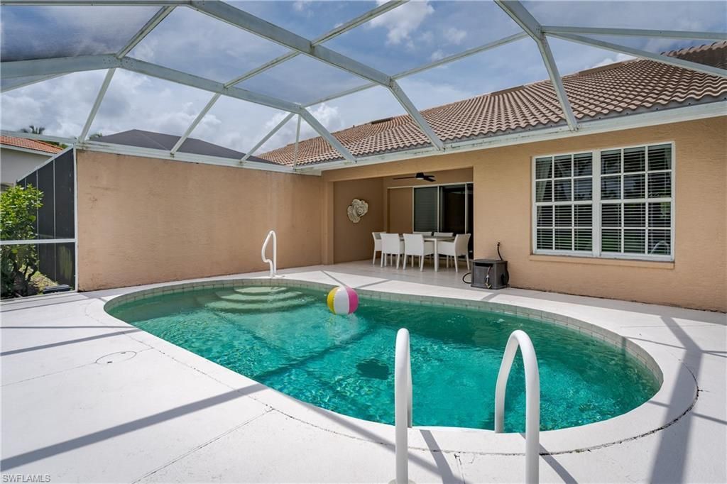 6658 Castlelawn Pl, Unit 9, Naples, FL 34113 Photo