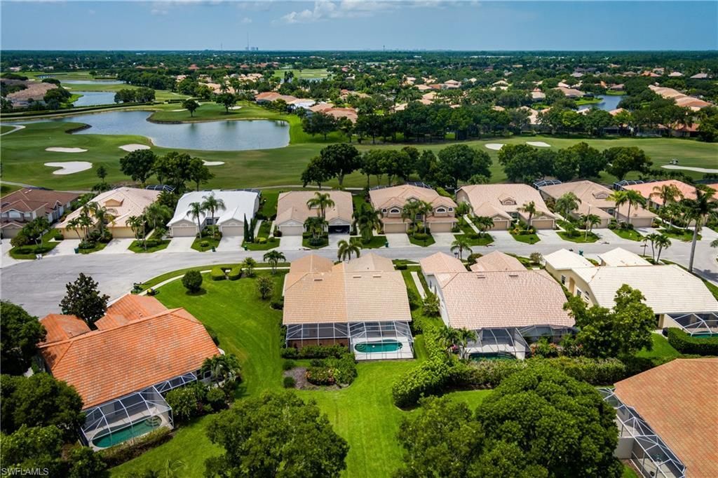 6658 Castlelawn Pl, Unit 9, Naples, FL 34113 Photo