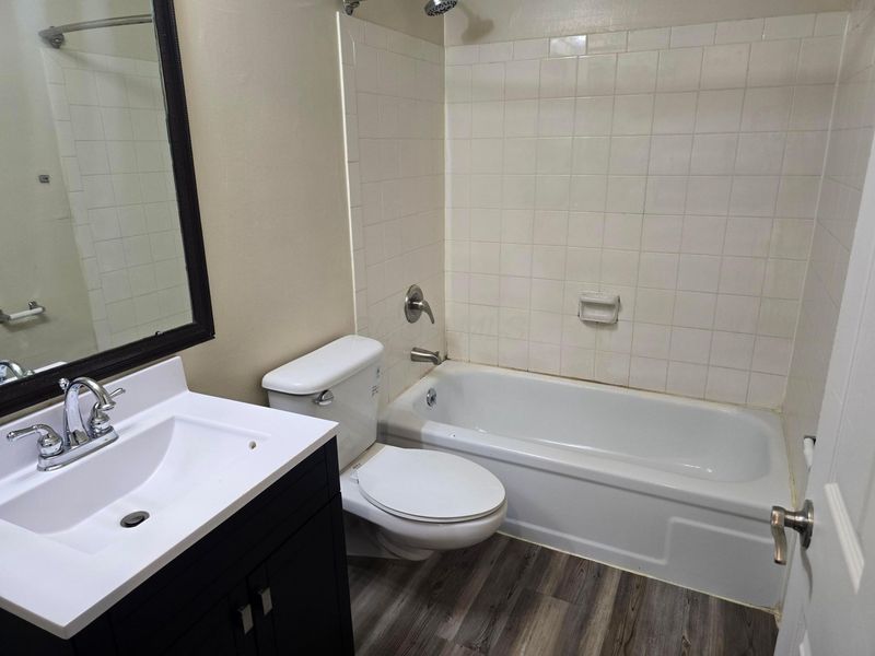2508 Nassau Drive, Unit 32E, Columbus, OH 43232 Photo 19