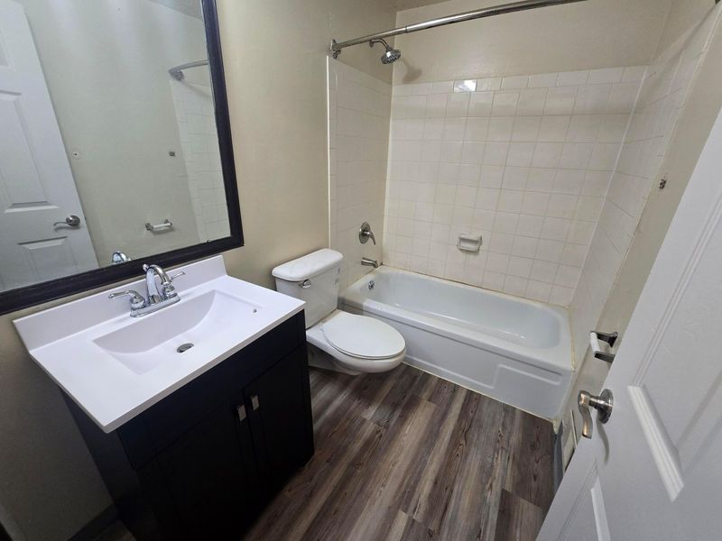 2508 Nassau Drive, Unit 32E, Columbus, OH 43232 Photo 20