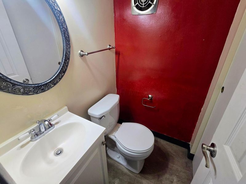 2508 Nassau Drive, Unit 32E, Columbus, OH 43232 Photo 23