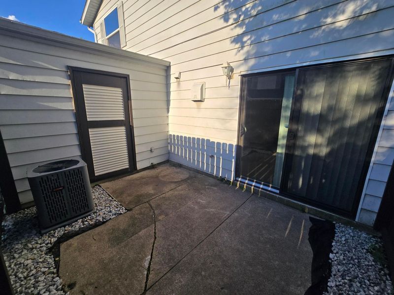 2508 Nassau Drive, Unit 32E, Columbus, OH 43232 Photo 25