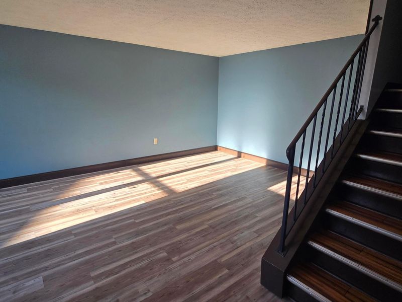 2508 Nassau Drive, Unit 32E, Columbus, OH 43232 Photo 6