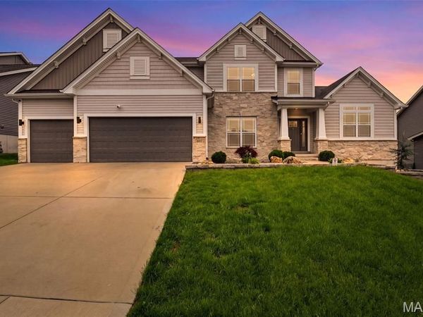 502 Leaning Woods Street , St Charles, MO 63301