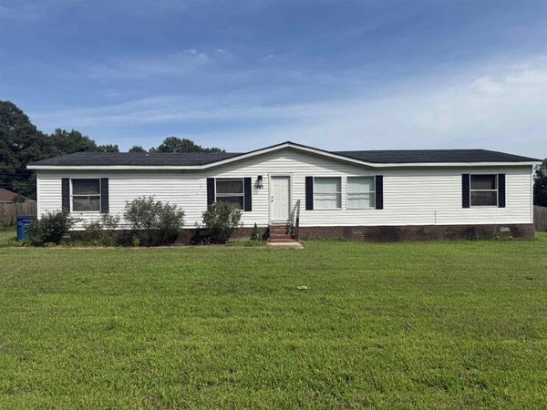 1860 MAPLE DR, Atoka, TN 38004