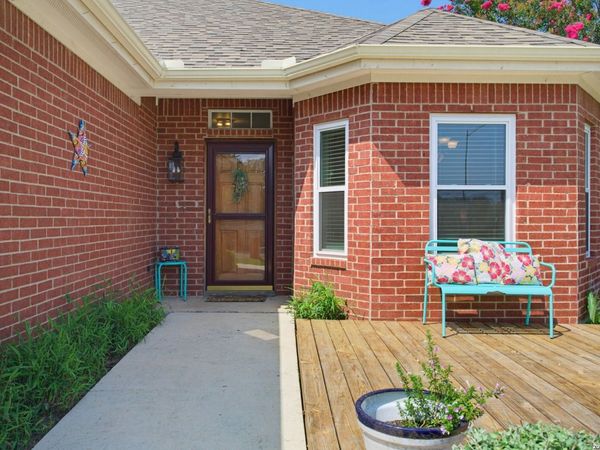 2621 DEER STAND LOOP, San Marcos, TX 78666