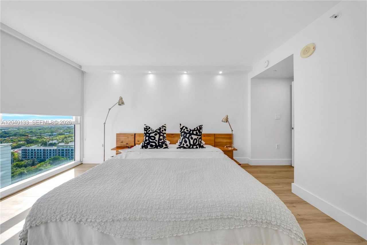 2101 Brickell Ave , Unit 1907, Miami, FL 33129 Photo