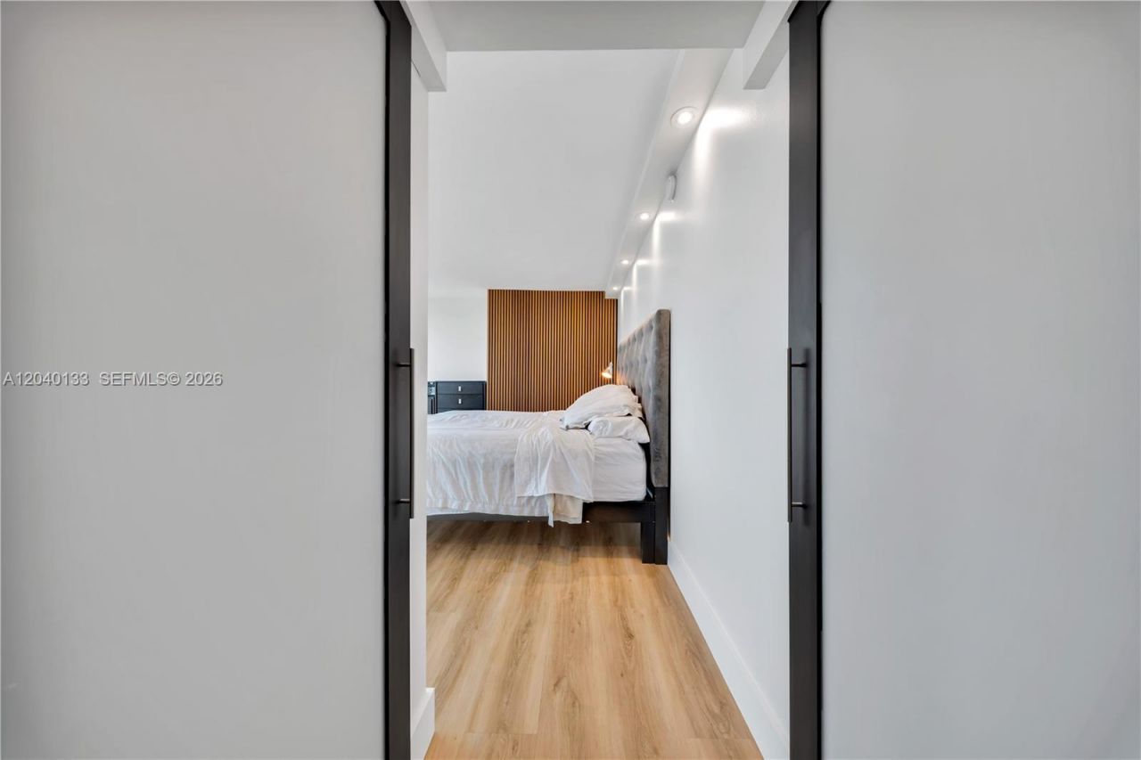 2101 Brickell Ave , Unit 1907, Miami, FL 33129 Photo