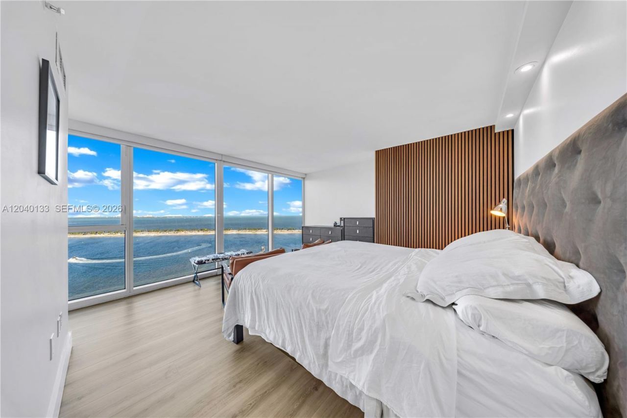 2101 Brickell Ave , Unit 1907, Miami, FL 33129 Photo