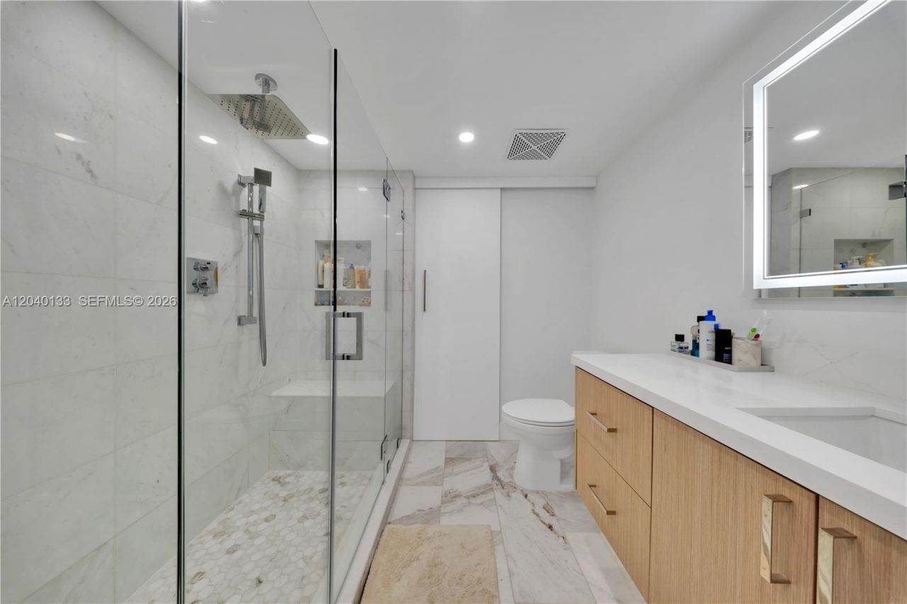 2101 Brickell Ave , Unit 1907, Miami, FL 33129 Photo