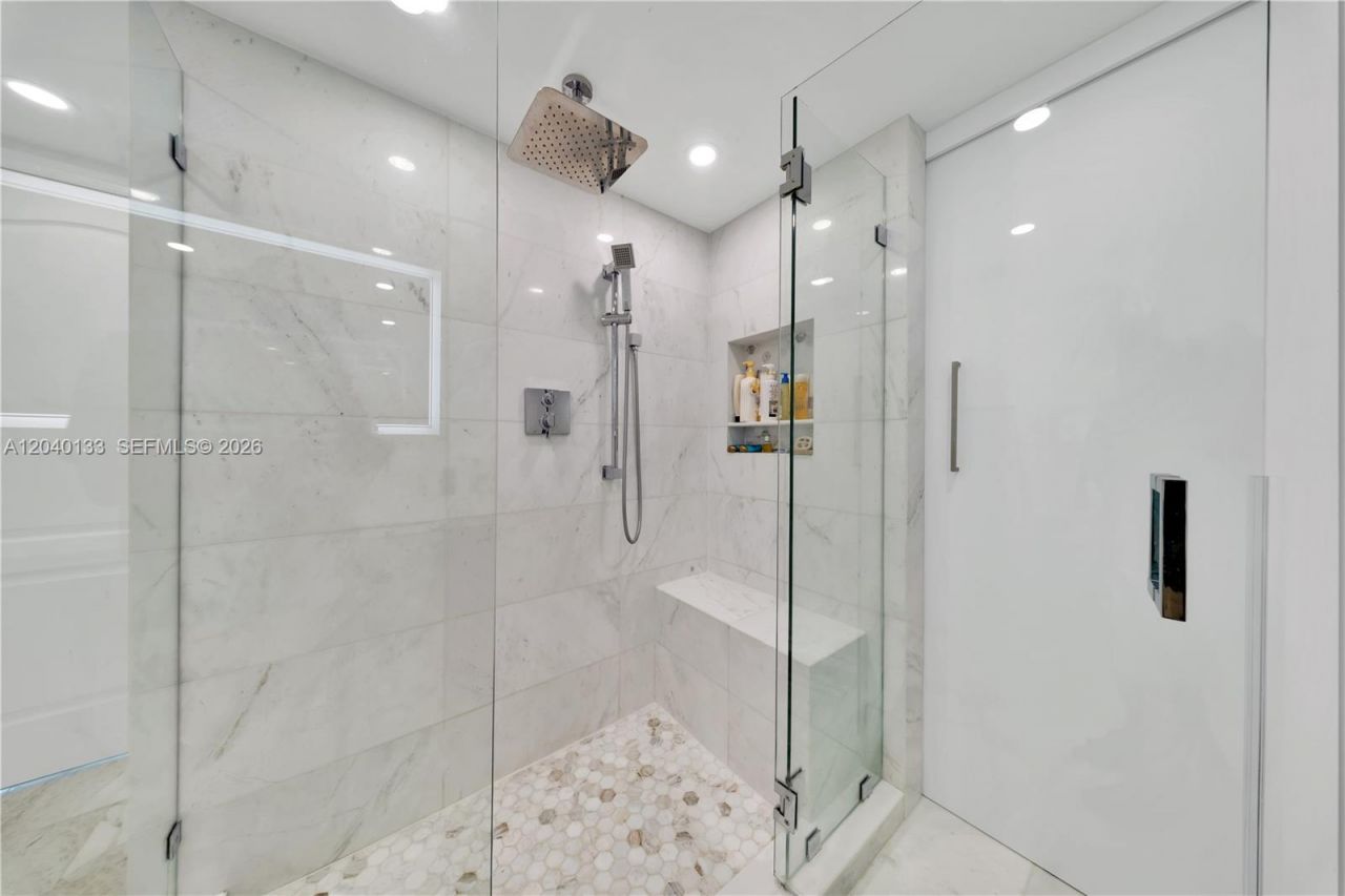 2101 Brickell Ave , Unit 1907, Miami, FL 33129 Photo