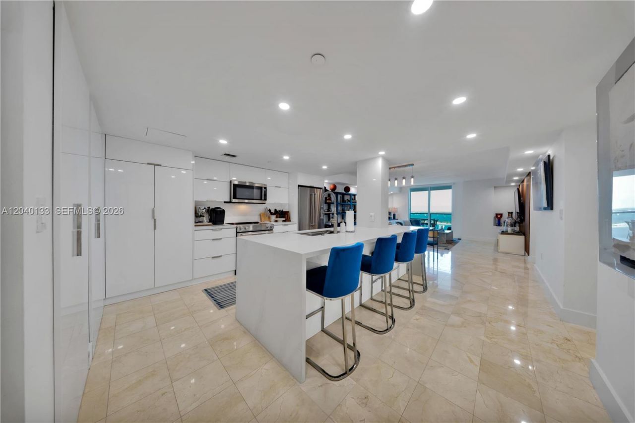2101 Brickell Ave , Unit 1907, Miami, FL 33129 Photo
