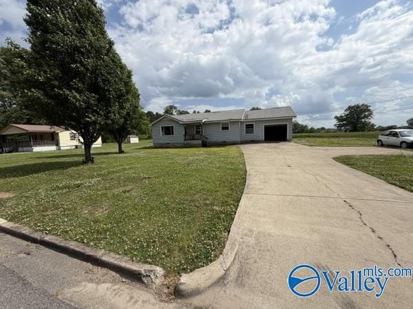 2734 South 11th Street, Gadsden, AL 35904