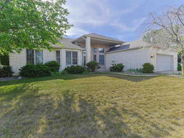 14486 Worthington Drive, Granger, IN 46530