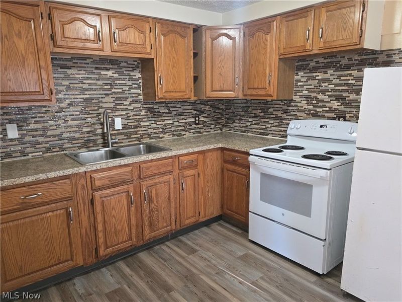 2508 Nassau Drive, Columbus, OH 43232 Photo 11