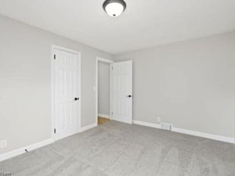 2805 Glencoe, Akron, OH 44319 Photo 16