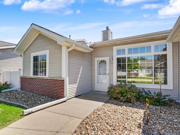 1151 74th Street NE, Cedar Rapids, IA 52402