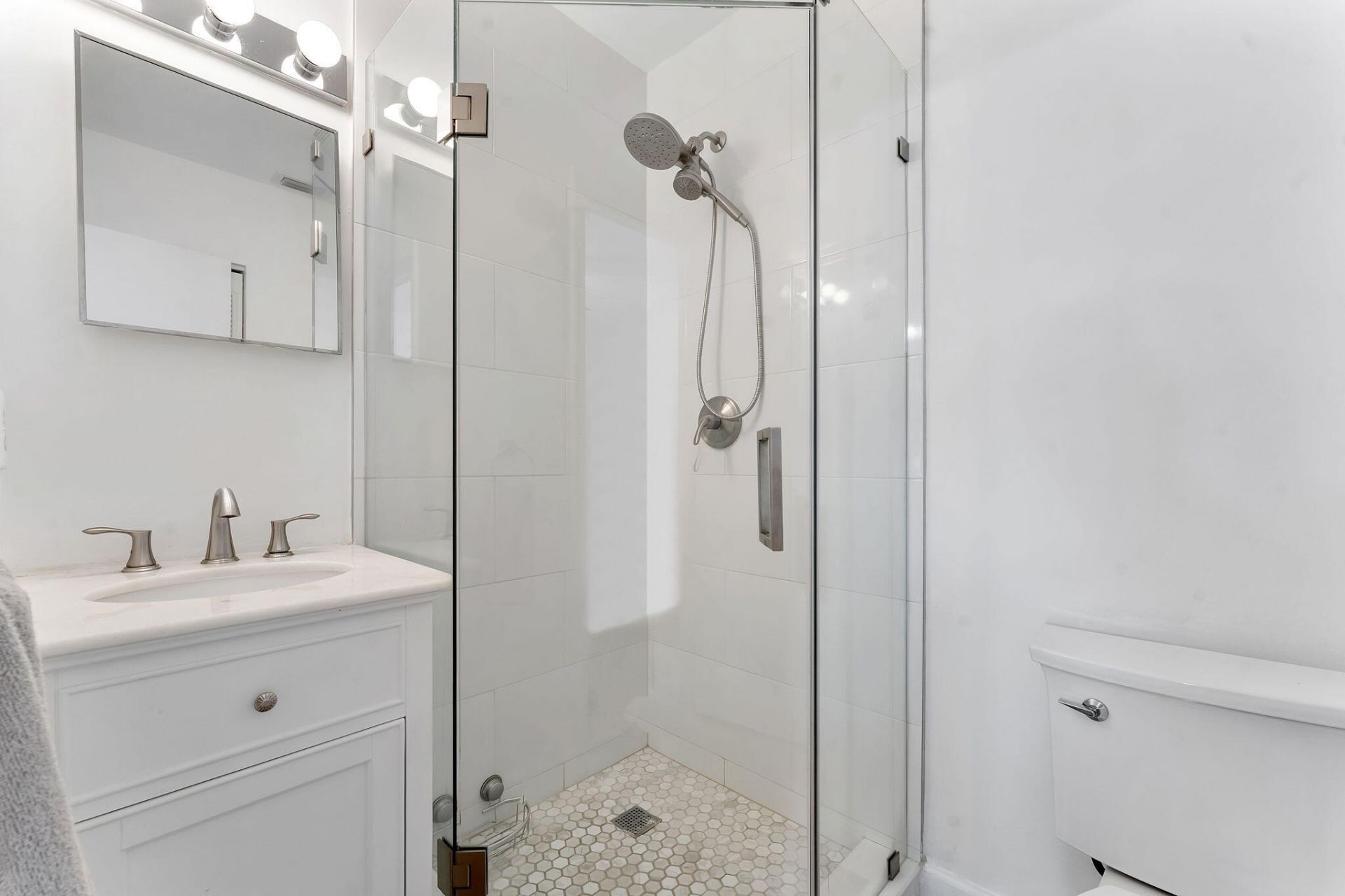 1110 Boxwood Drive, Unit 202, Delray Beach, FL 33445 Photo