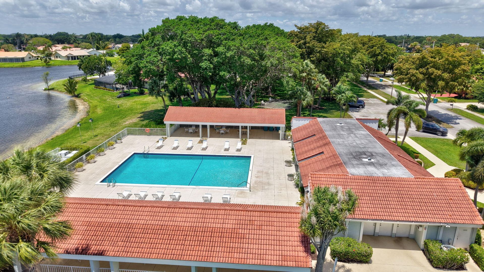 2400 SW 23rd Cranbrook Drive, Boynton Beach, FL 33436 Photo