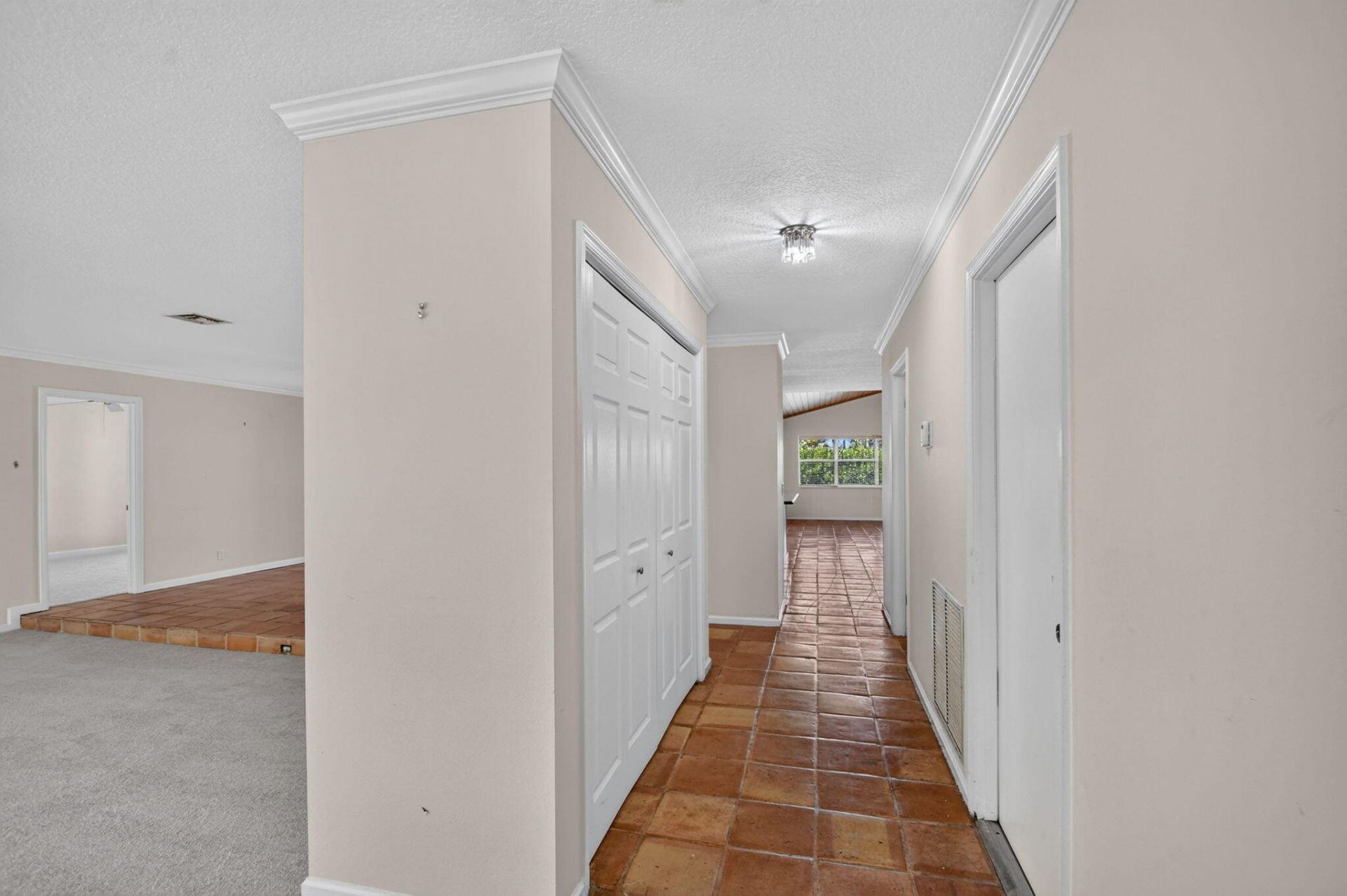2400 SW 23rd Cranbrook Drive, Boynton Beach, FL 33436 Photo
