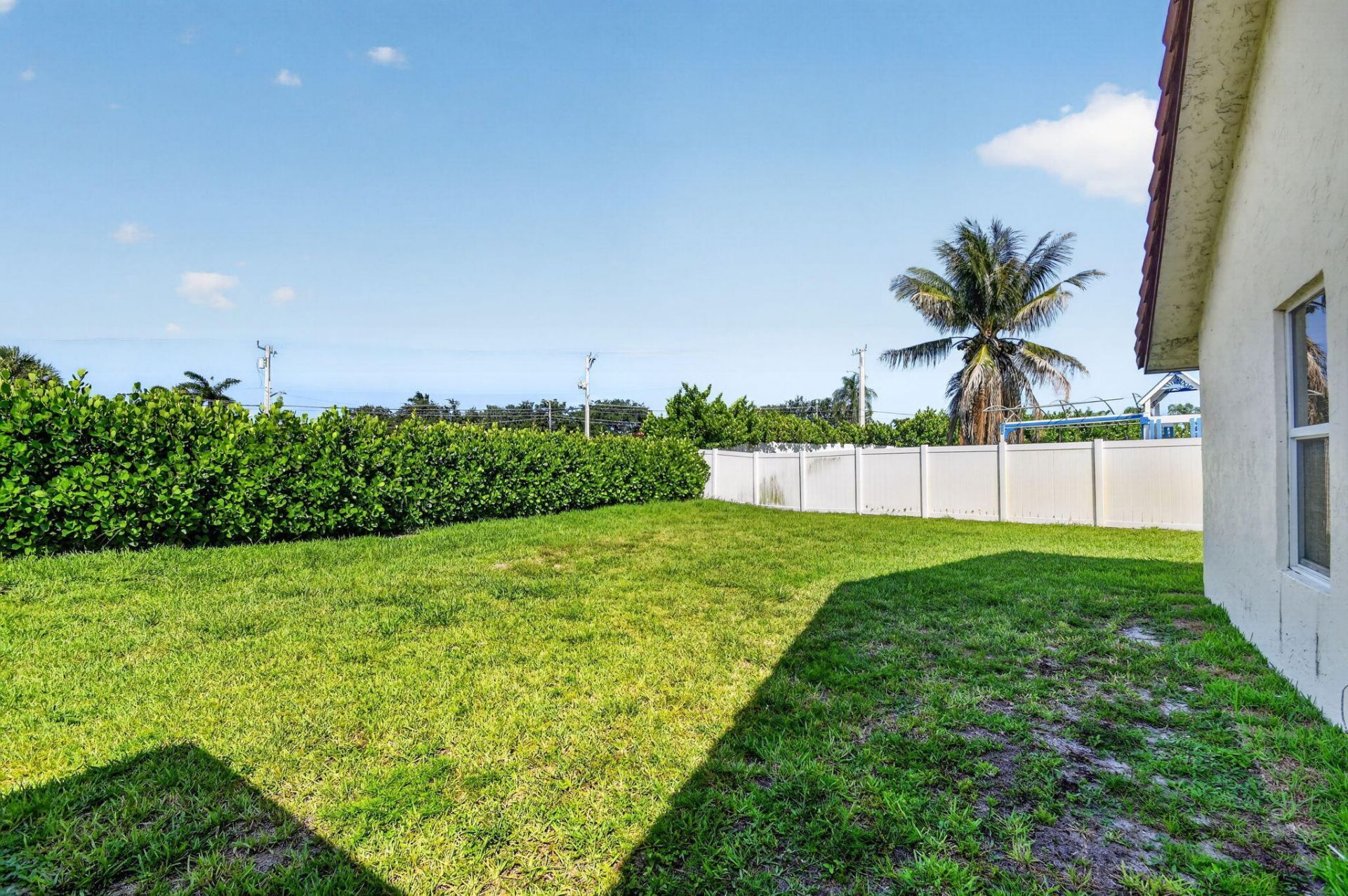 2400 SW 23rd Cranbrook Drive, Boynton Beach, FL 33436 Photo