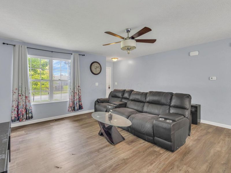 8337 Olympus Lane, Blacklick, OH 43004 Photo 9