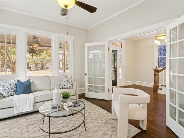 1821 College Avenue, Fort Worth, TX 76110