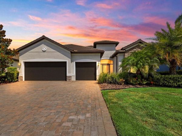 12021 PERENNIAL PLACE, LAKEWOOD RANCH, FL 34211