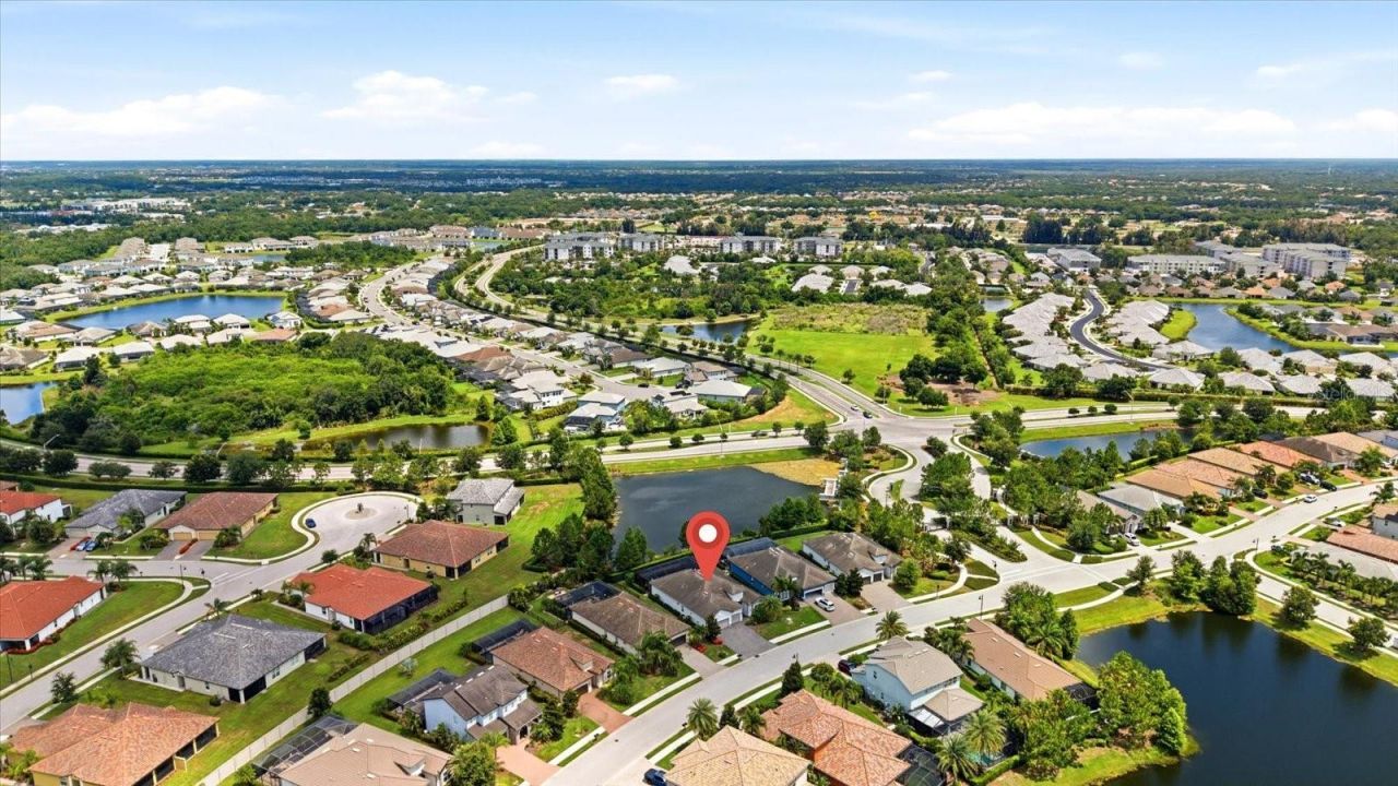 12021 Perennial Place, Lakewood Ranch, FL 34211 Photo