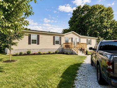 626 Center Avenue, Wurtland, KY 41144