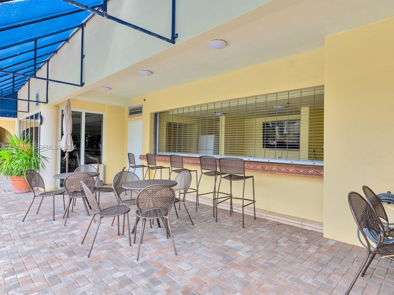2351 Douglas Rd , Unit 910, Miami, FL 33145 Photo