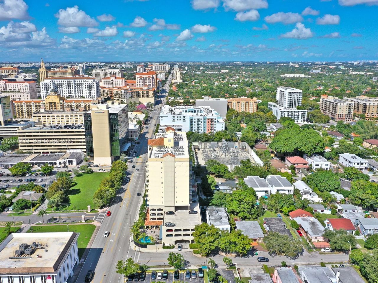 2351 Douglas Rd, Unit 910, Miami, FL 33145 Photo