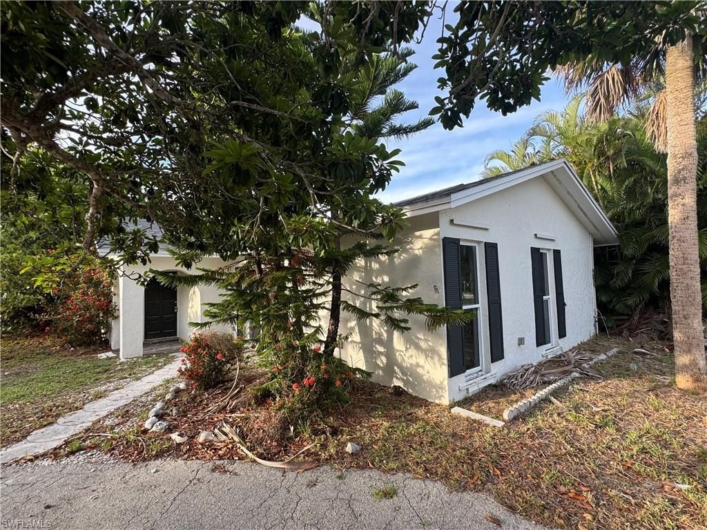 1683 Atlanta Plaza Dr , Sanibel, FL 33957 Photo