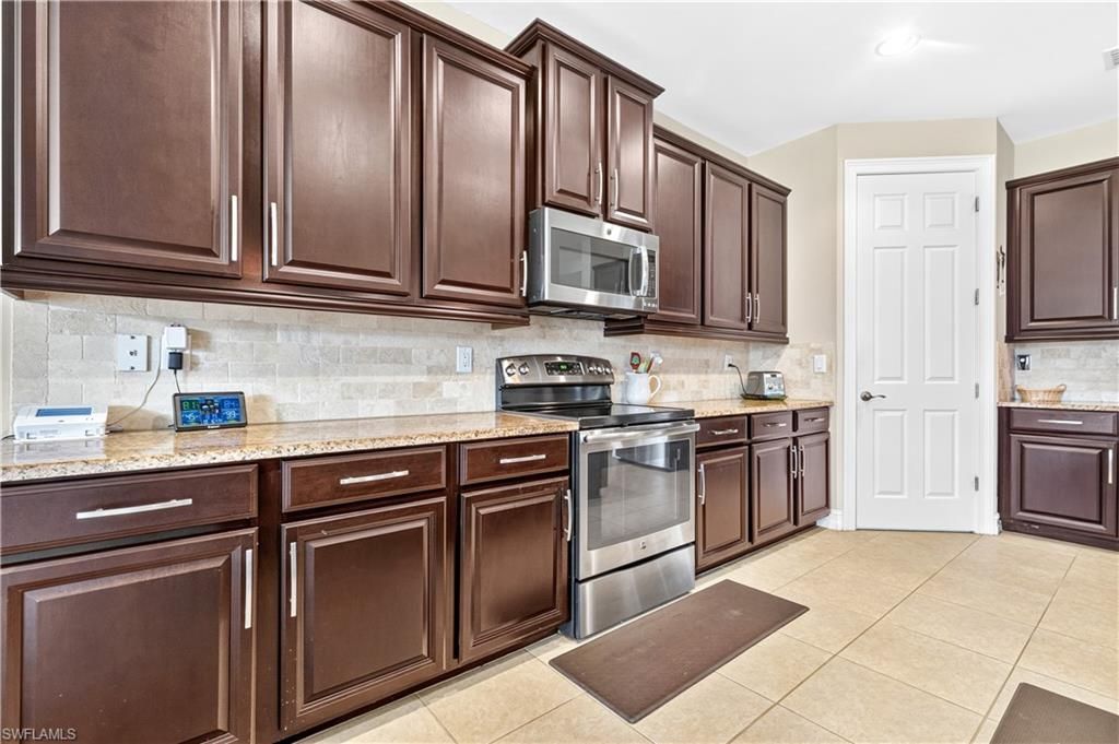 12840 Olde Banyon Blvd, North Fort Myers, FL 33903 Photo
