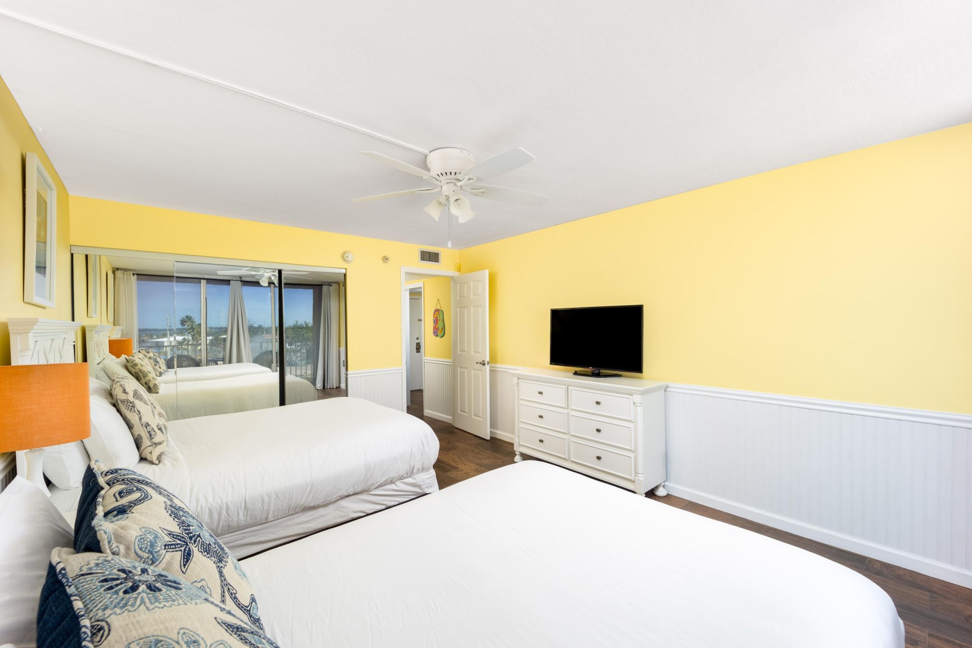 9800 S Ocean Drive, Unit 415, Jensen Beach, FL 34957 Photo