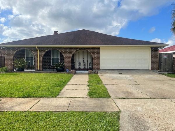 2248 STALL Drive , Harvey, LA 70058