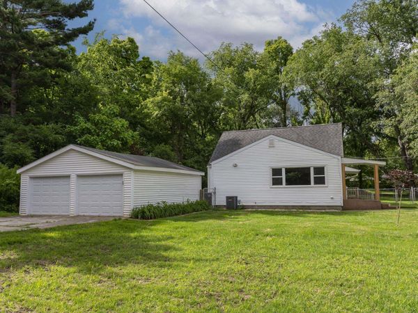 26490 Southport Drive, South Bend, IN 46628