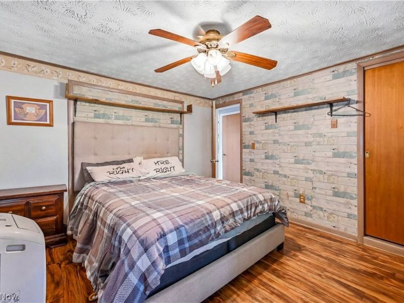 2351 S Duck Creek Road, North Jackson, OH 44451 Photo 10