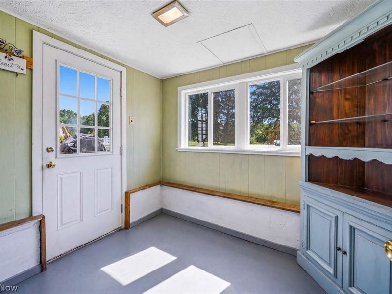 2351 S Duck Creek Road, North Jackson, OH 44451 Photo 9