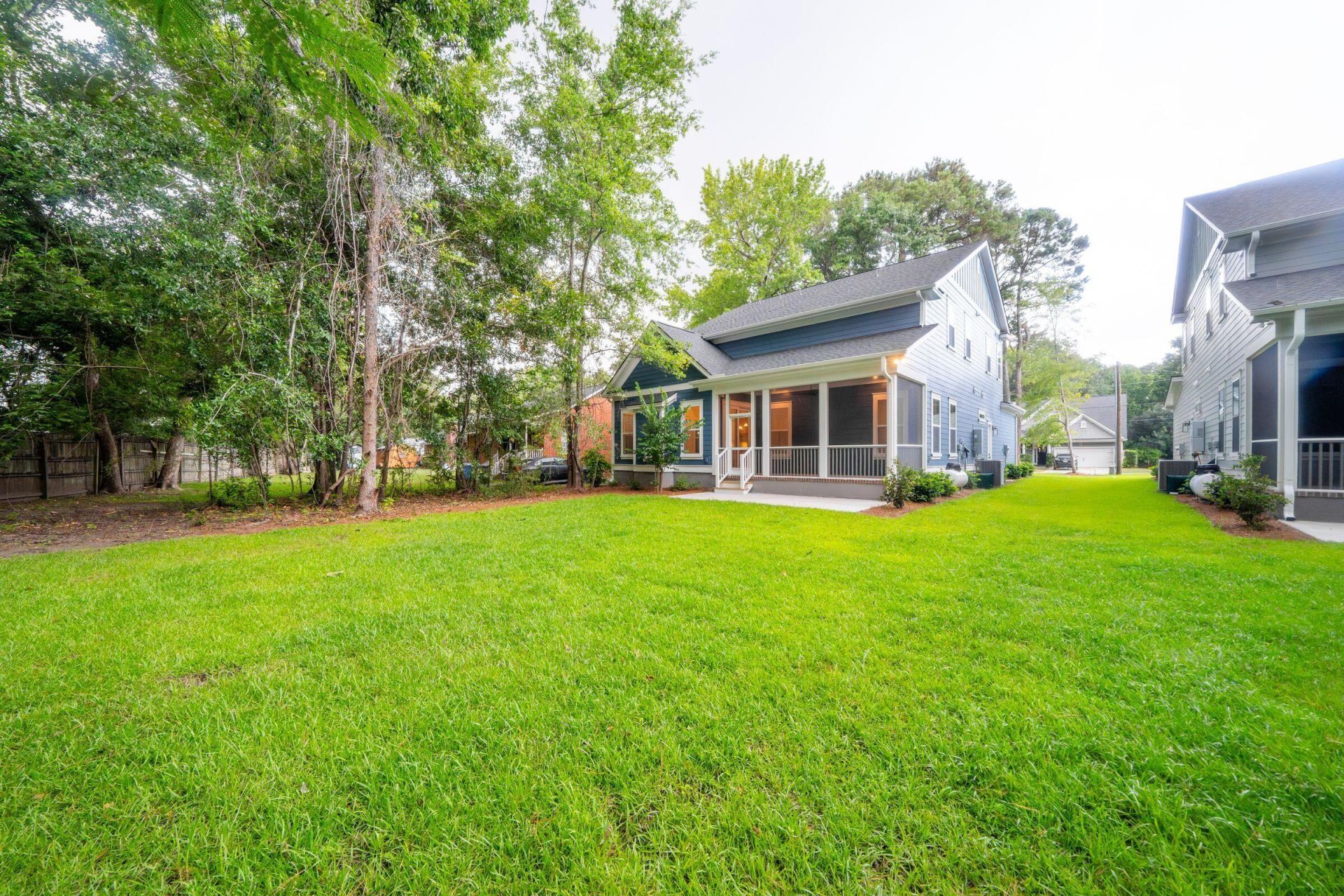 717 Eagle Street Photo 78