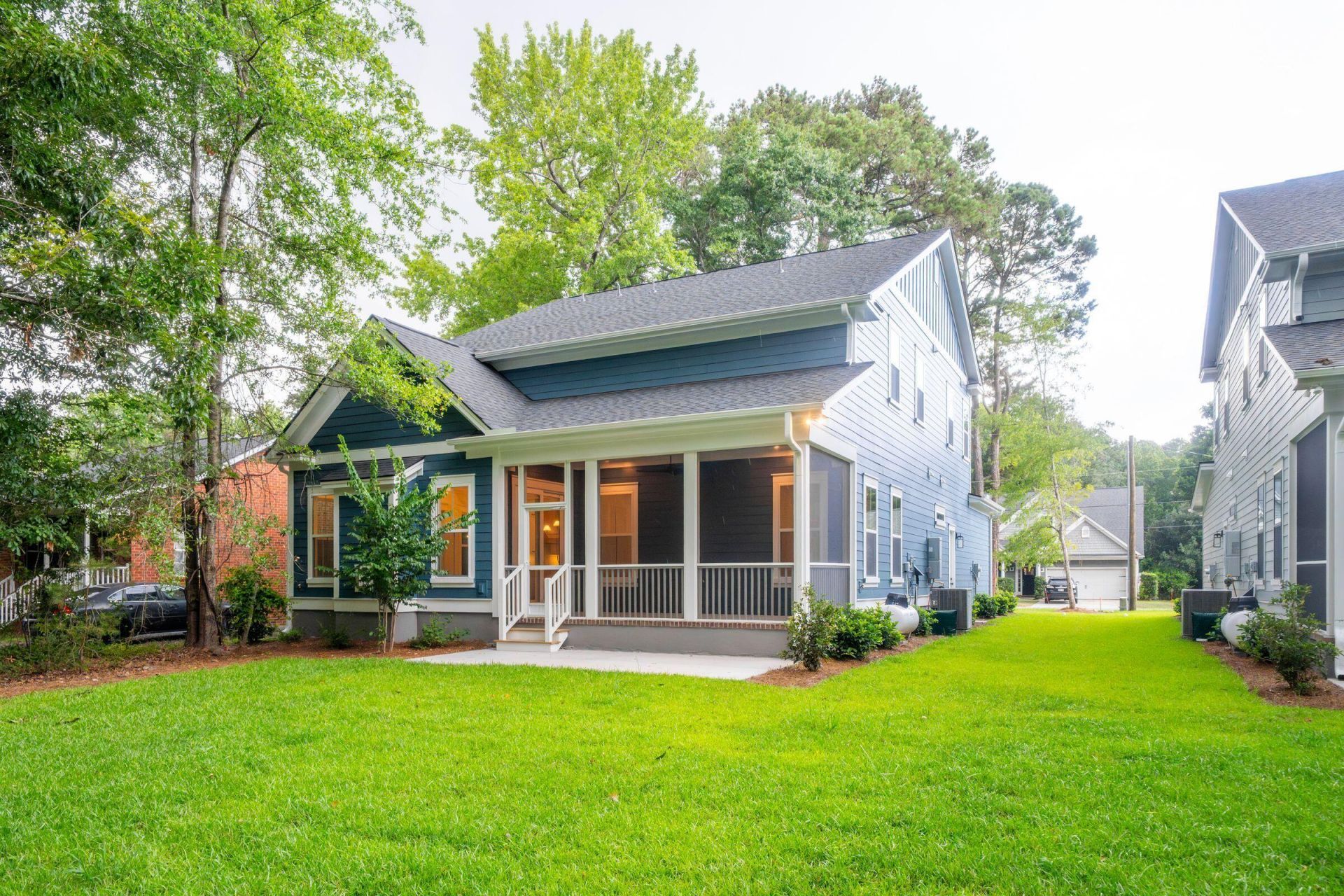 717 Eagle Street Photo 79