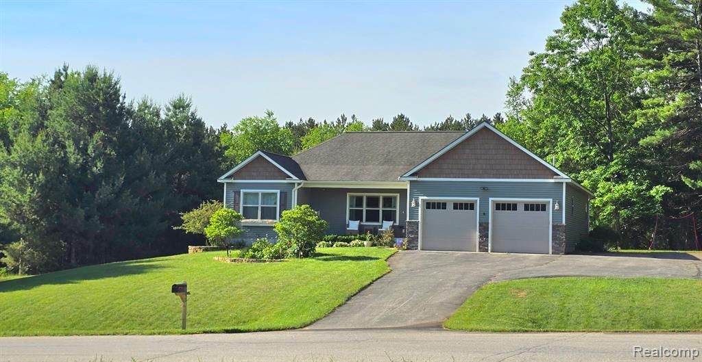 9865 Loons Call Drive, Traverse City, MI 49685 Main Photo
