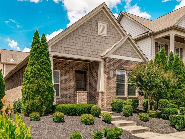 169 Ashcrest Pt , Hendersonville, TN 37075