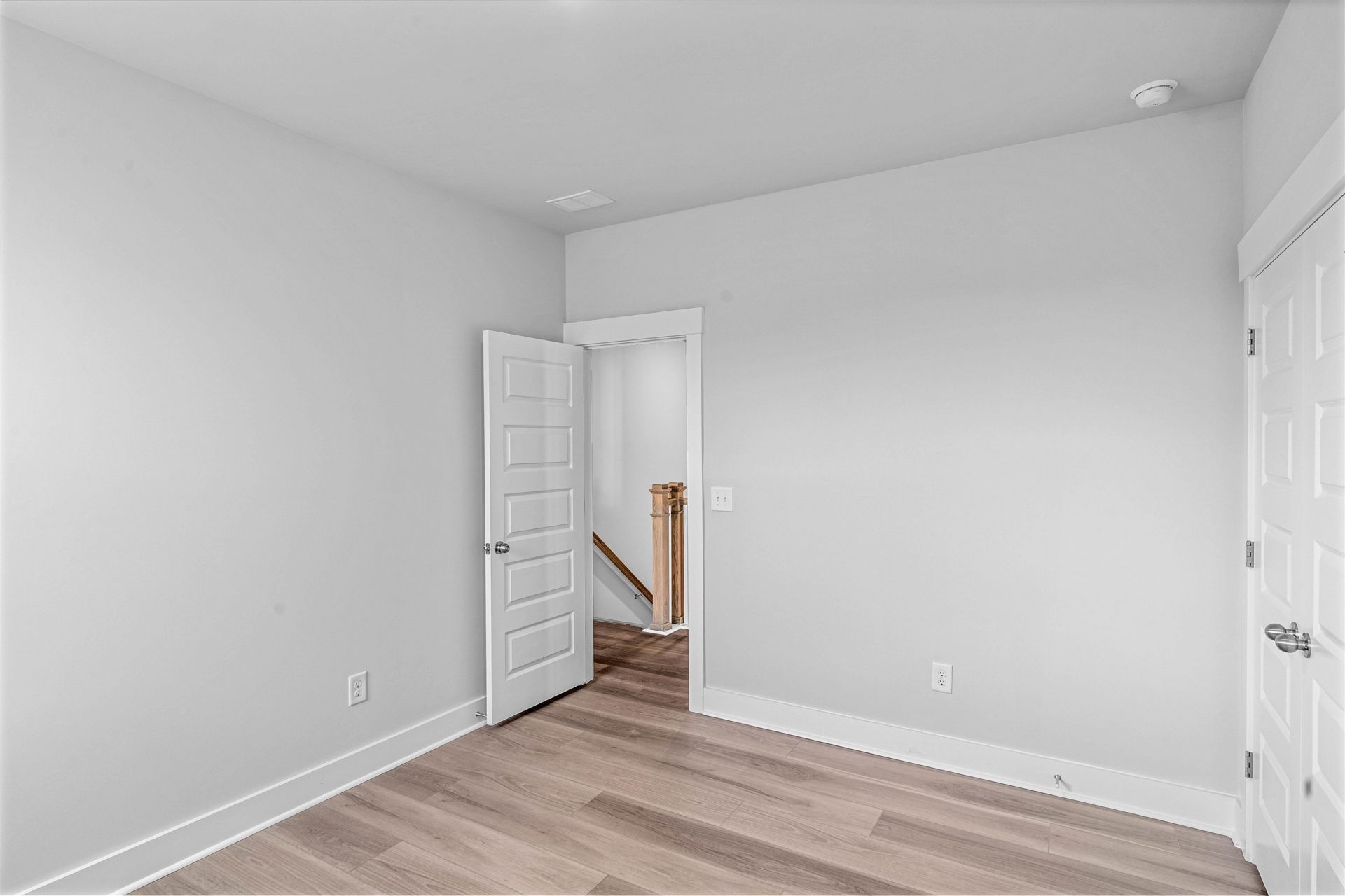 210 Atlantic Breeze St. Photo 10