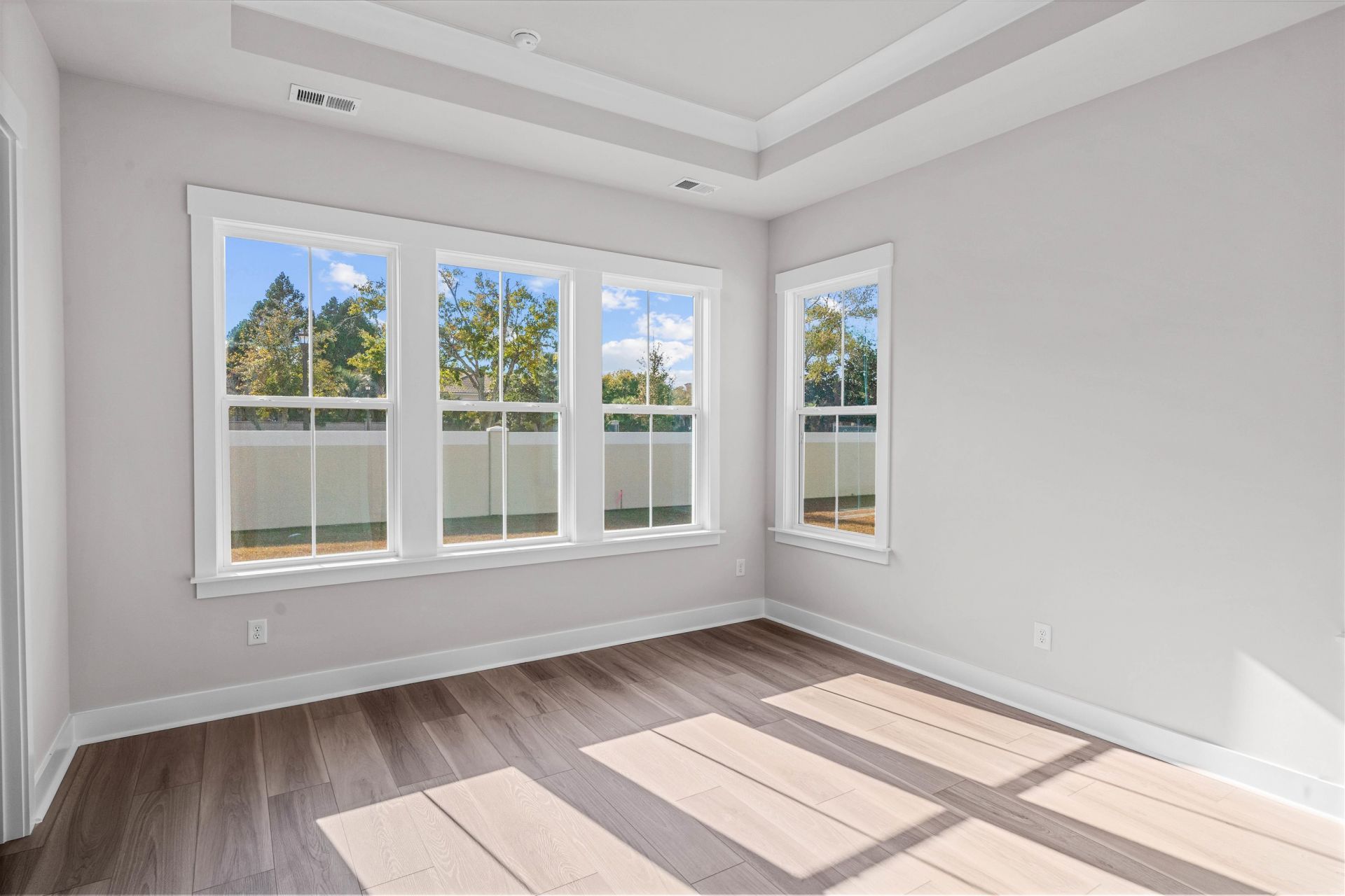 210 Atlantic Breeze St. Photo 27