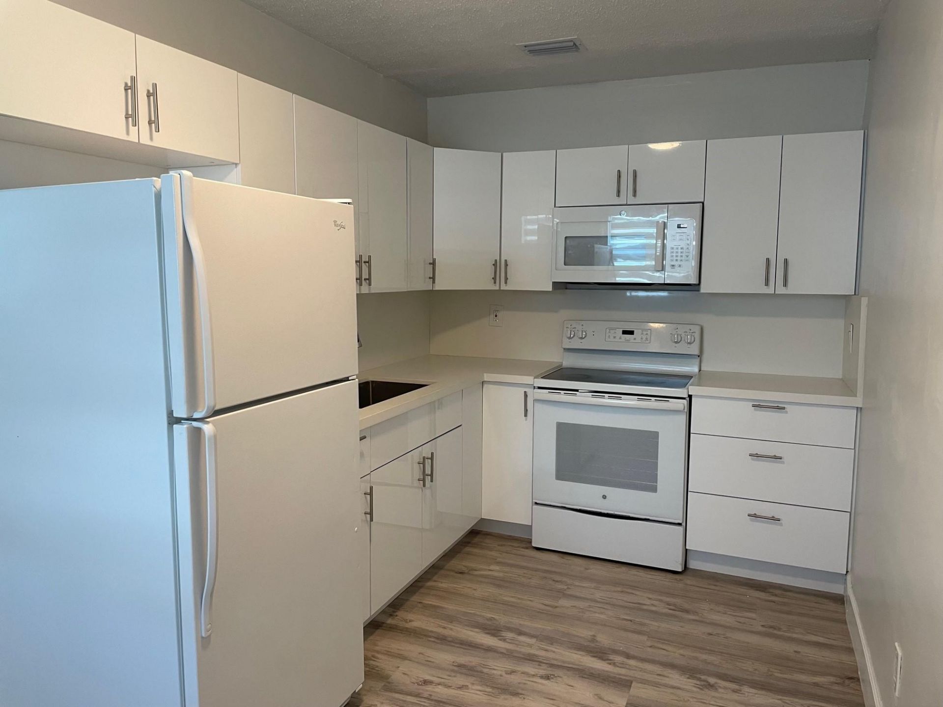 630 N 69th Avenue, Hollywood, FL 33024 Photo