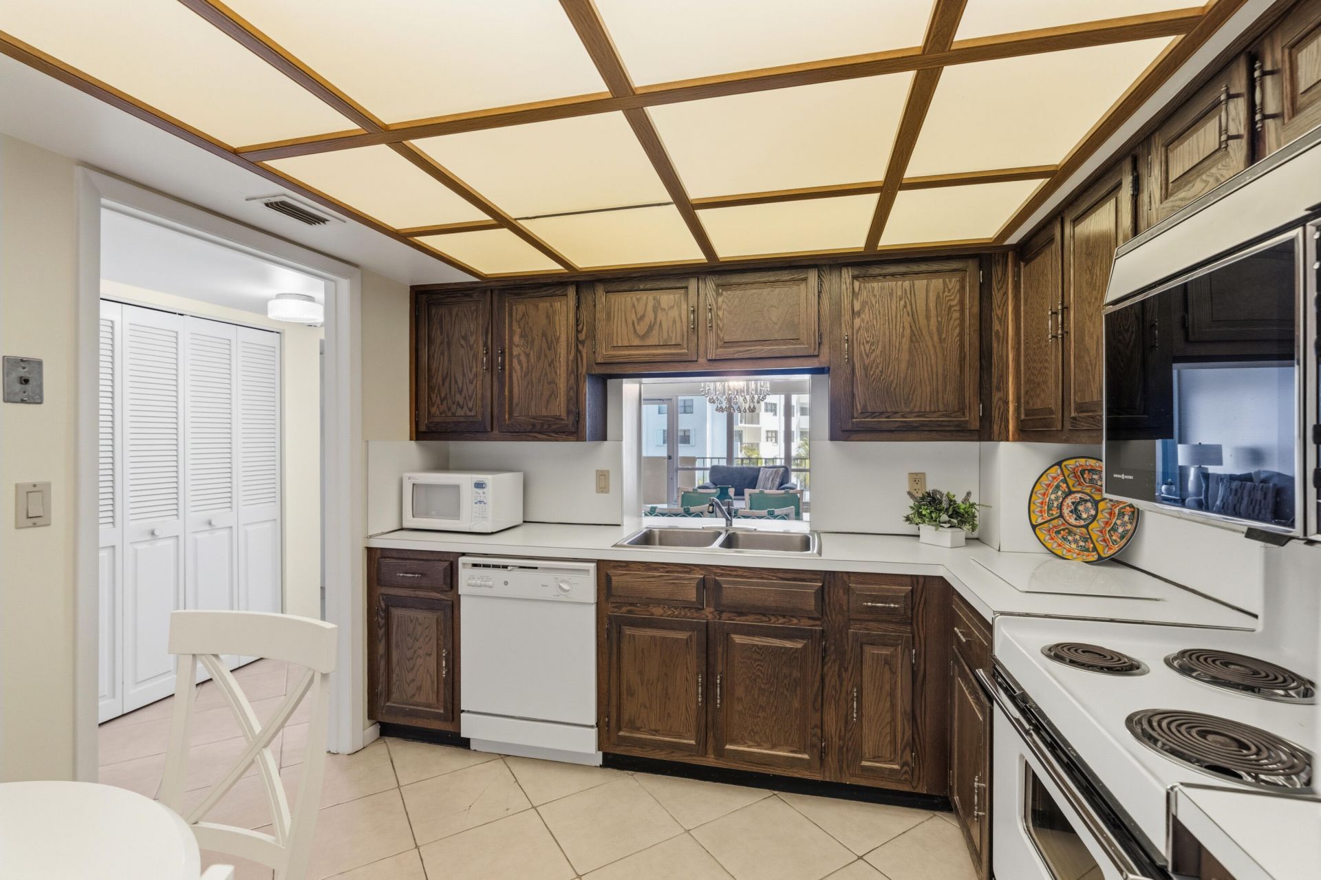5000 N Ocean Boulevard, Unit 504, Lauderdale by the Sea, FL 33308 Photo