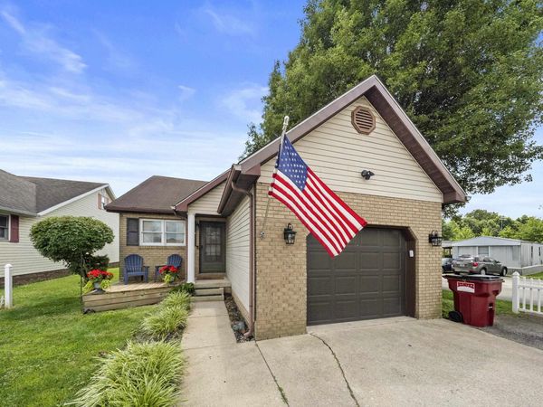 1100 Advance , Flatwoods, KY 41139