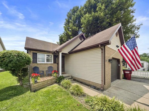 1100 Advance, Flatwoods, KY 41139